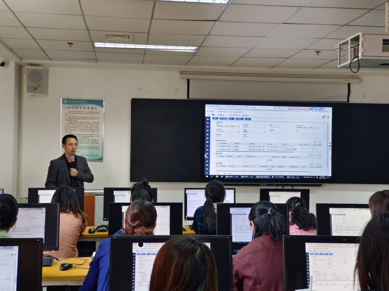 1729820181495829.jpg 覃3.jpg