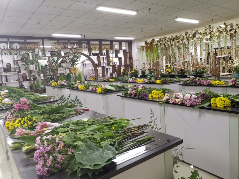 花艺实训室学生操作台.jpg
