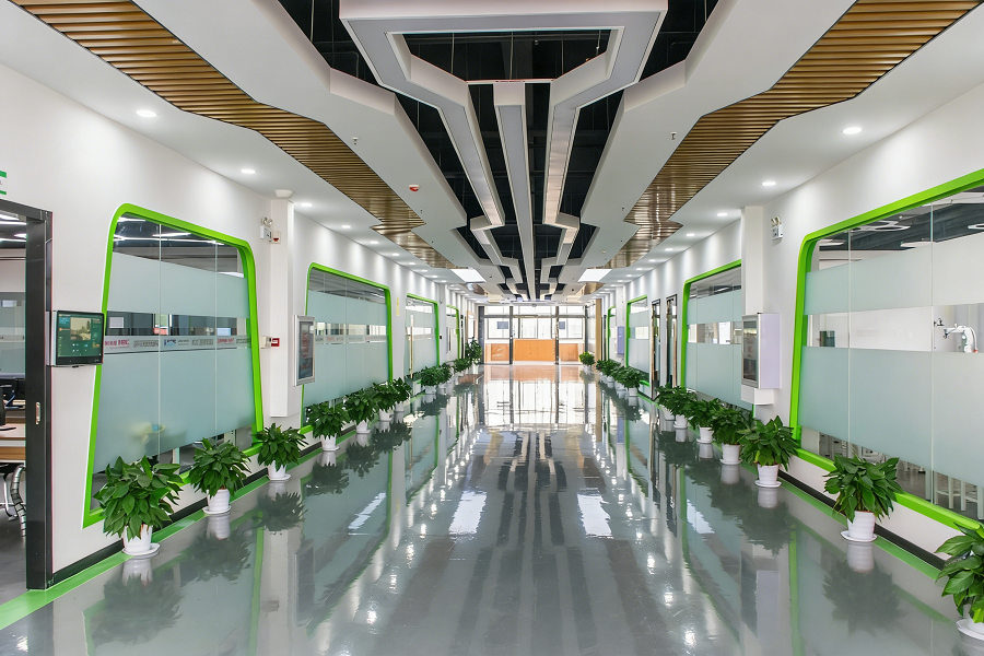 1774237959101173.png 人工智能学院跨专业综合实训中心.png