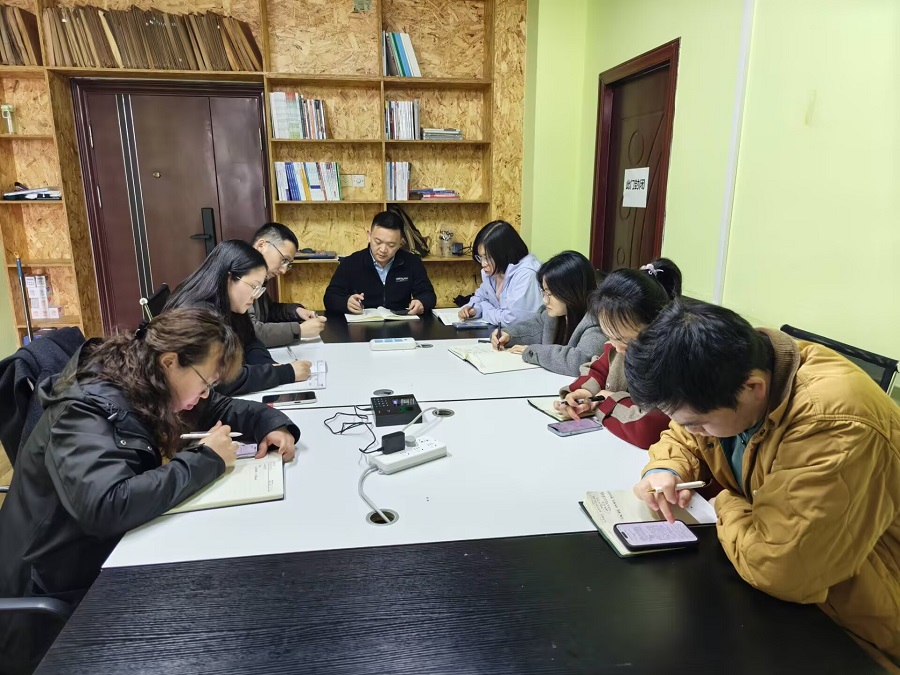 1774316156857142.jpg 20260323人工智能学院召开2026级人才培养方案编制研讨会1 - 副本.jpg