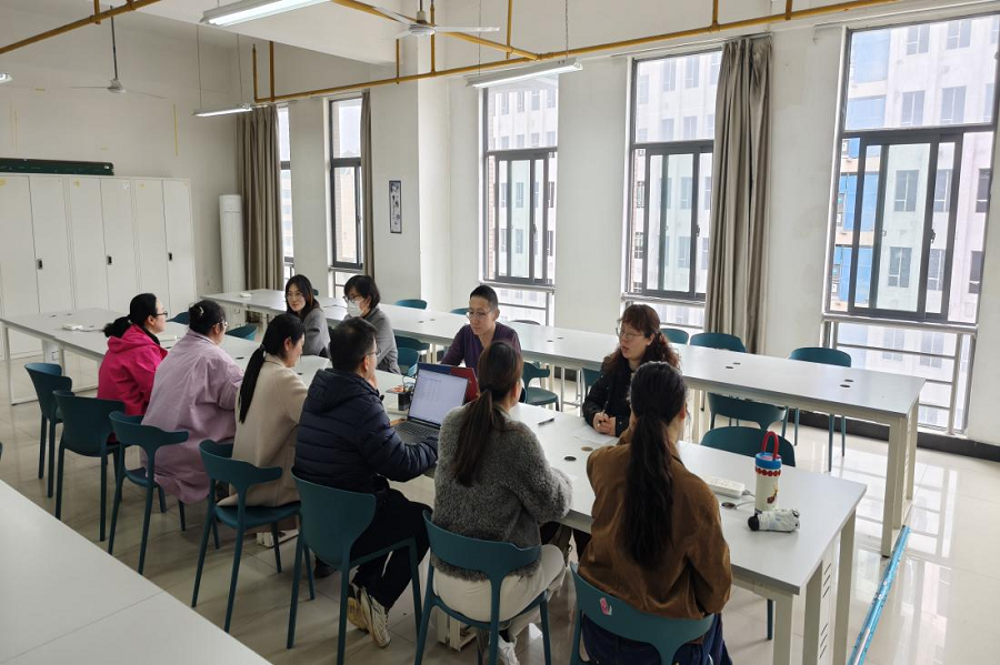 20260327软件工程教研室召开迎评专题会1 - 副本.png