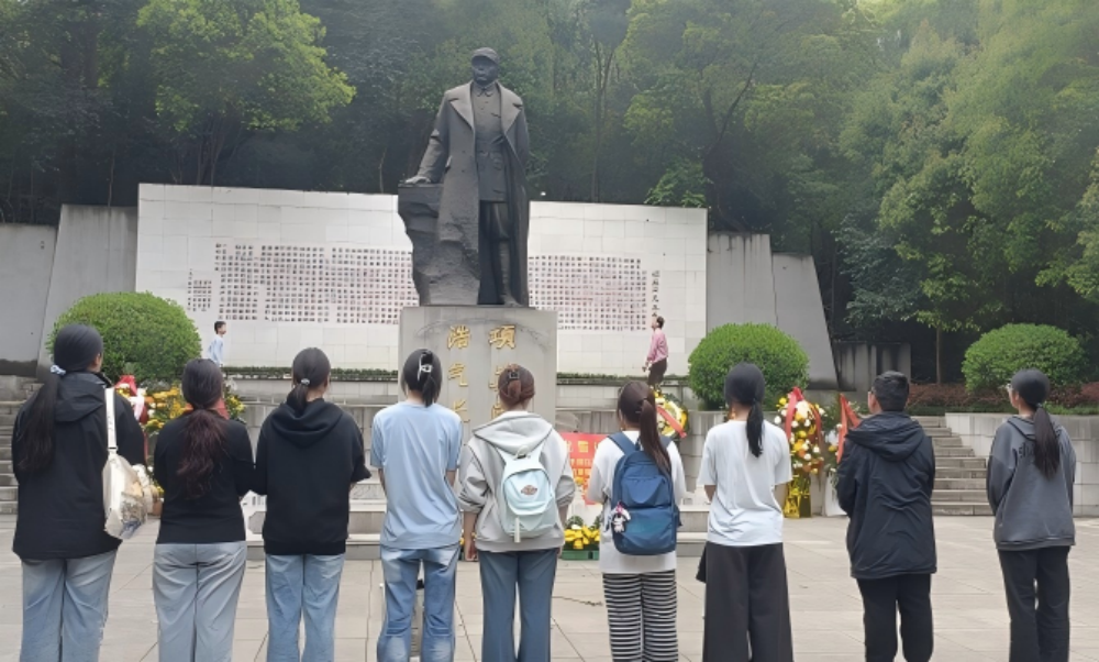 1775546136246963.png 修图2.png