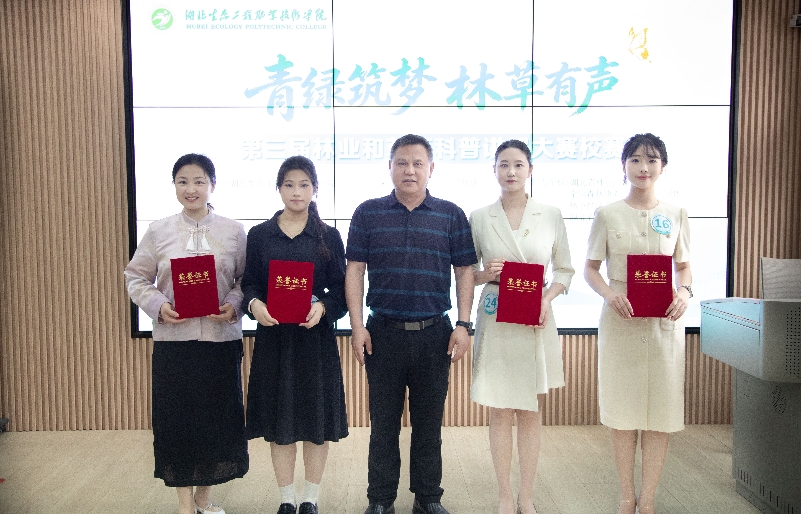 a8557bfa-88ec-432e-8565-a1c4d4cdc59c.jpg